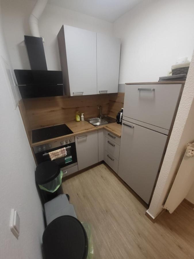 Apartmentzimmer แอร์ฟวร์ท ภายนอก รูปภาพ