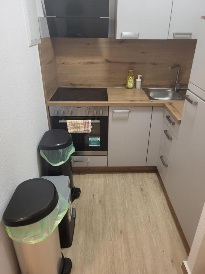 Apartmentzimmer แอร์ฟวร์ท ภายนอก รูปภาพ