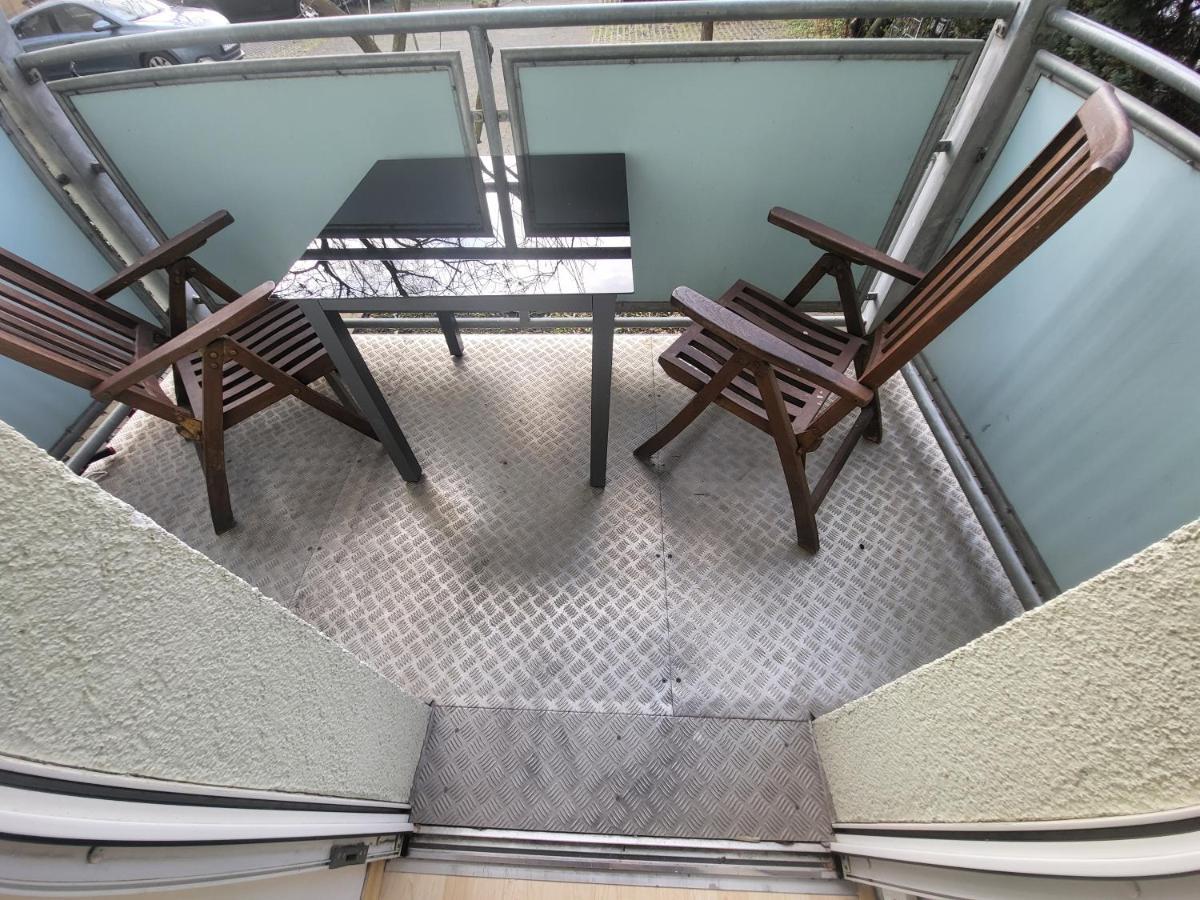 Apartmentzimmer แอร์ฟวร์ท ภายนอก รูปภาพ